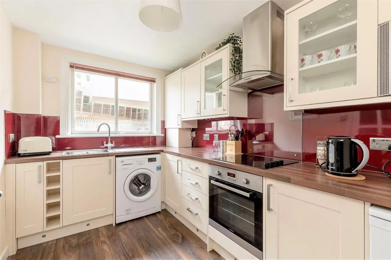Apartment Stunning 1 Bed At Holyrood Palace & Arthurs Seat Edinburgh