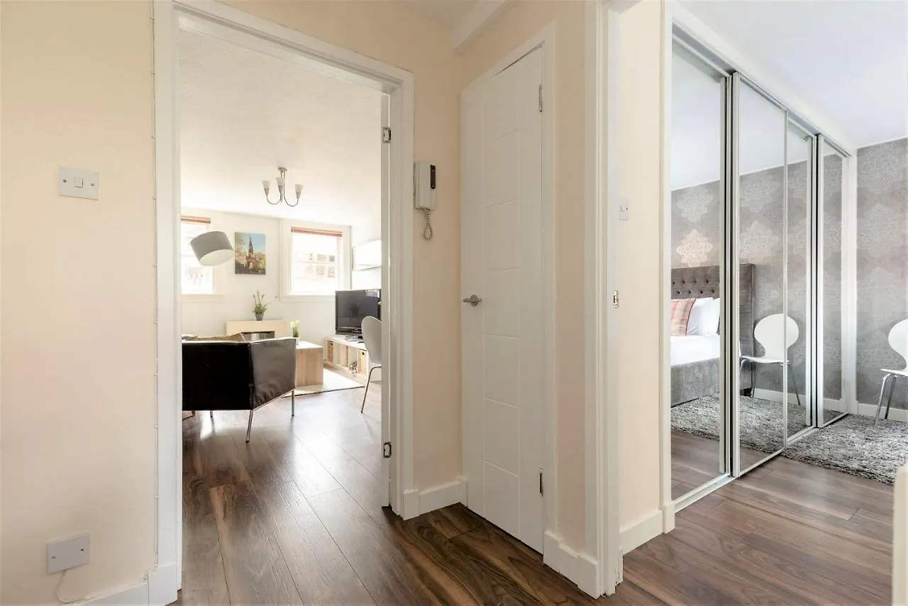 Stunning 1 Bed At Holyrood Palace & Arthurs Seat Edinburgh