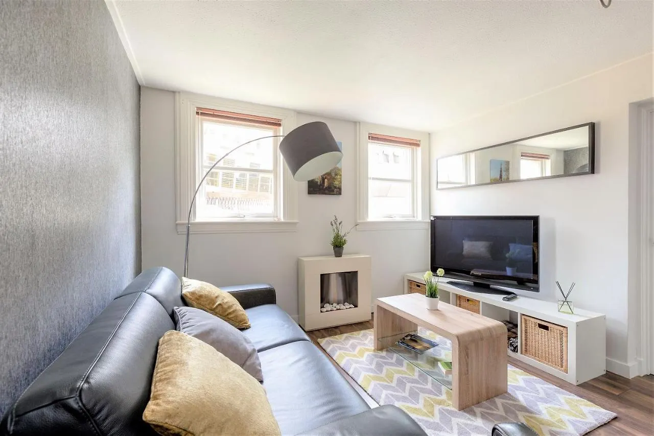Apartment Stunning 1 Bed At Holyrood Palace & Arthurs Seat Edinburgh