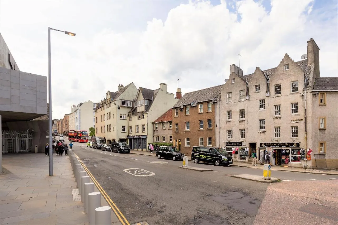 Apartment Stunning 1 Bed At Holyrood Palace & Arthurs Seat Edinburgh United Kingdom